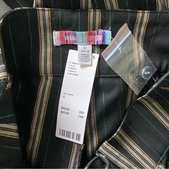NWT Urban Outfitters Women's Black Metallic Striped Pant Size 4 - Picture 8 of 9